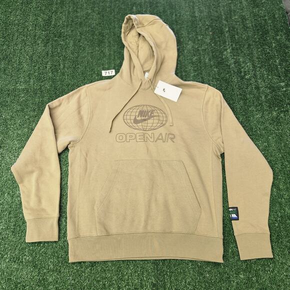 Nike Men's Sportswear Club Gel Fleece Pullover Hoodie Mens Medium NWT - Picture 1 of 10